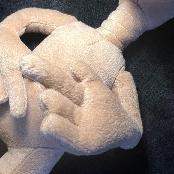 E.T. Extra Terrestrial ET 12” Plush, Toy Factory Licensed by Universal Studios ￼ - Picture 6 of 15